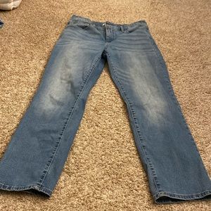 Levi jeans, totally shaping straight, size 10S W30 L30